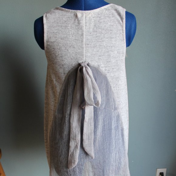 A'Reve Tops - A'reve Anthropologie Women's Light Gray Sheer Back Bow Tank Top ~S~